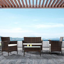 Set Salotto da Giardini in Poly Rattan Struttura in Acciaio Composto da Divano 2 Poltrone Tavolino con Piano in Vetro Cuscini Sfoderabili Ideale per Terrazzo Giardino Colore Marrone