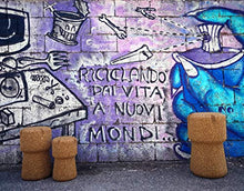 Greencorks, Collezione BEERPOUF, Coppia di Sgabelli Piccoli in Sughero. Altezza 40 Centimetri. Variante in Sughero Biondo.