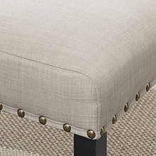 Roundhill Furniture Biony - Tavolo da bar rotondo da 91,4 cm, con sgabelli a testa di chiodo, colore: marrone chiaro