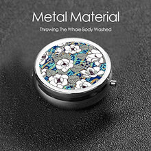 Scatola rotonda per medicina portatile, mini portapillole in metallo, dispenser per pillole tascabili, borsa da viaggio, elegante Magnolia Blossoms Cobalt XL